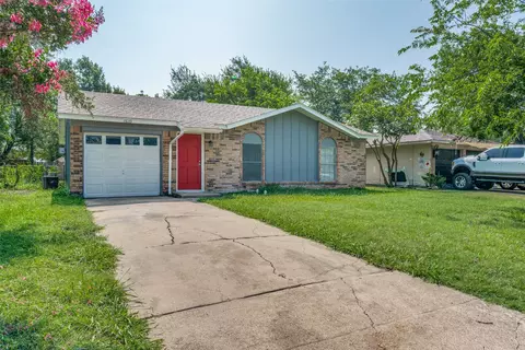 1610 Avenue A, Grand Prairie, TX 75051