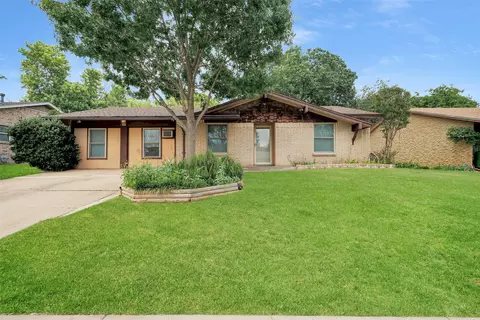 1507 Harvest Hill Ln, Arlington, TX 76014