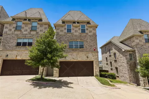 2700 Club Ridge Dr #22, Lewisville, TX 75067