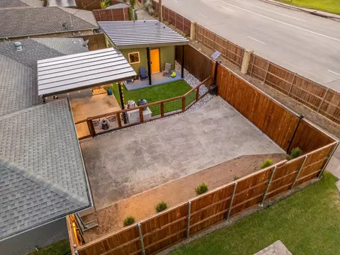 6605 Fernshaw Dr, Dallas, TX 75248