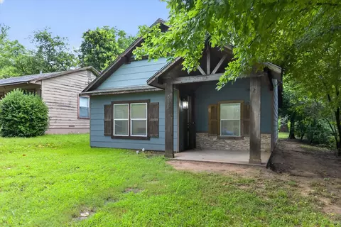 818 W Elm St, Denison, TX 75020