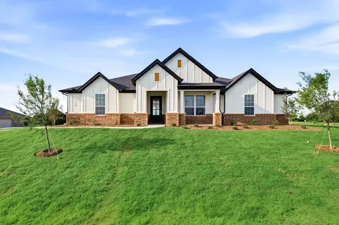 116 Park Hurst Dr, Boyd, TX 76023