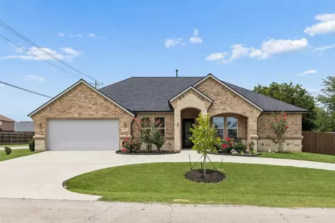 101 Sycamore Ln, Roanoke, TX 76262