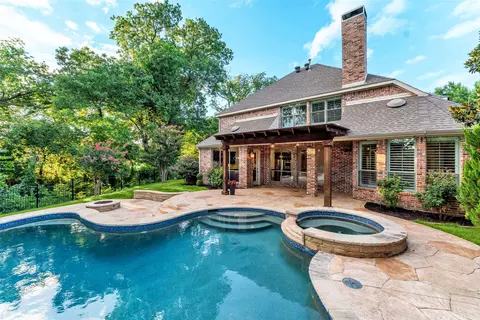 8321 Turtleback Ct, Mckinney, TX 75070