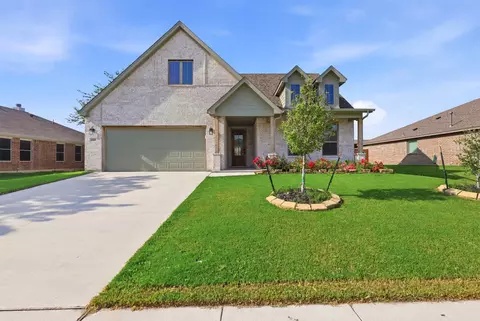 625 Mooney Dr, Saginaw, TX 76179