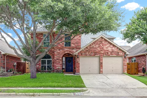 9128 Chardin Park Dr, Fort Worth, TX 76244