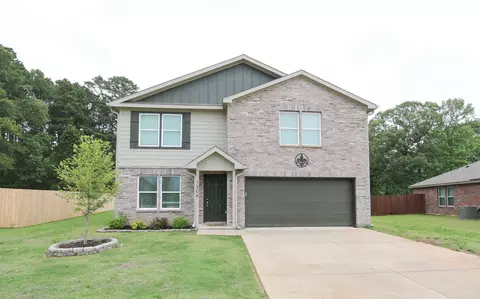 1206 River Oaks Ln, Chandler, TX 75758
