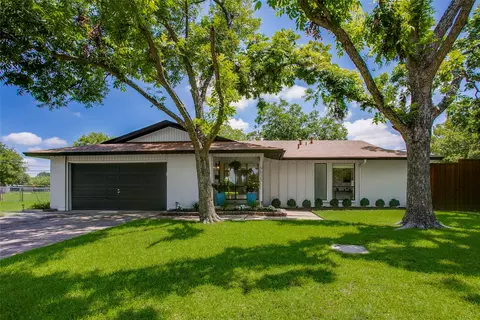 9635 Talina Dr, Dallas, TX 75228