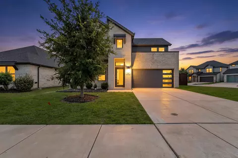 352 Boone Dr, Waxahachie, TX 75165