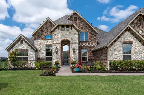 204 Trail Ct, Rockwall, TX 75032