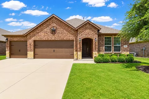 4016 Woodford Dr, Forney, TX 75126