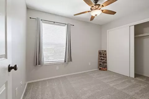 Bedroom - 2702 Ansley Ct, Euless, TX 76039 photo 4 of 4