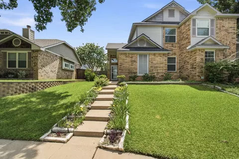 Exterior - 2702 Ansley Ct, Euless, TX 76039 photo 2 of 4
