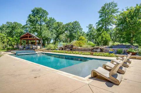 154 Creek Meadow Ct, Lipan, TX 76462