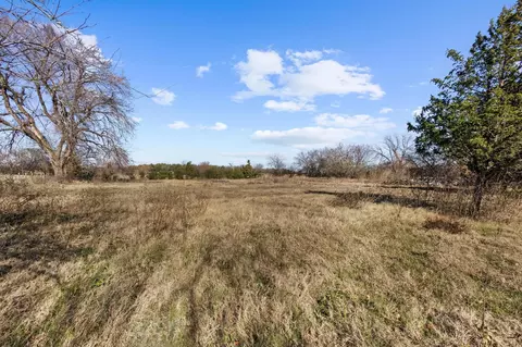 3467 E Farm Market 120, Denison, TX 75021