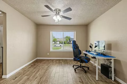 Other - 304 Lark Ln, Euless, TX 76039 photo 3 of 4