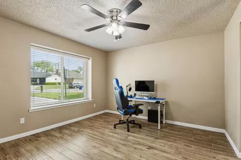 Other - 304 Lark Ln, Euless, TX 76039 photo 2 of 4