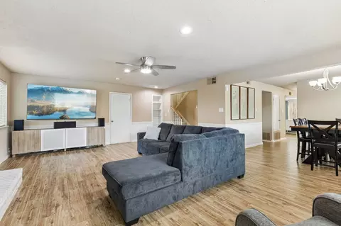 Living - 304 Lark Ln, Euless, TX 76039 photo 4 of 4