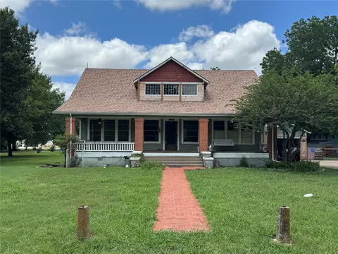 703 N Parmele St, Leonard, TX 75452
