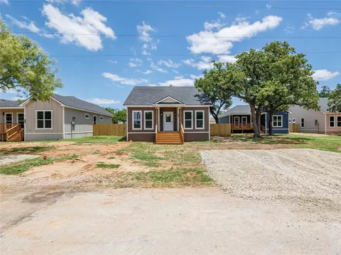 2904 Avenue D, Brownwood, TX 76801