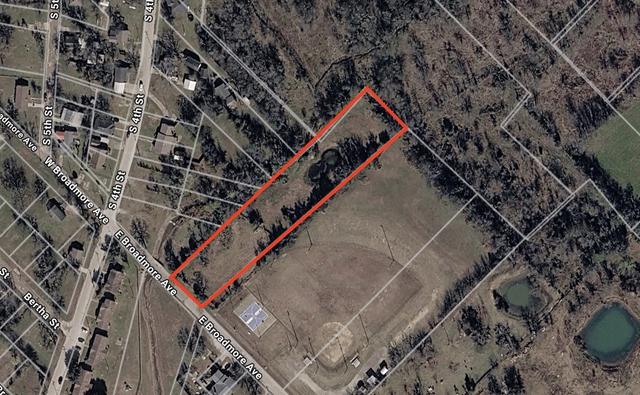 201 E Broadmore Ave, Wills Point, TX 75169