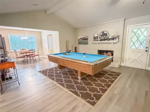 604 Cooper St, Ennis, TX 75119