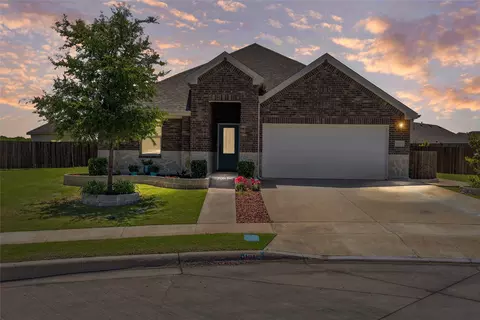 101 Lisa Ln, Royse City, TX 75189