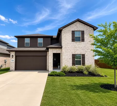 7948 Oaktown Dr, Fort Worth, TX 76131