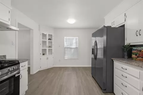 Kitchen - 3824 Windsor Ave, Waco, TX 76708 photo 3 of 4