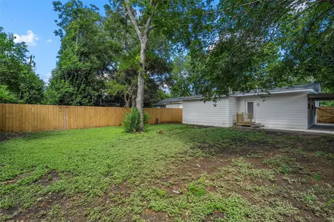 Exterior - 3824 Windsor Ave, Waco, TX 76708 photo 2 of 5