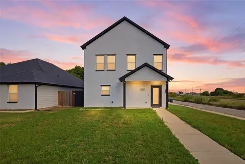 1469 Elmwood Ave, Fort Worth, TX 76104