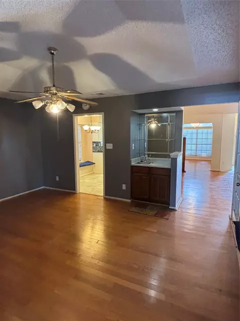 722 Big Thicket Trl, Mesquite, TX 75149 photo 3