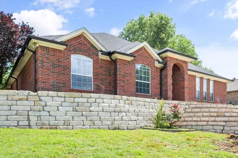 2110 Timber Cove Ct, Weatherford, TX 76087