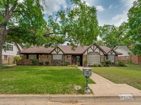 1404 Paisley Dr, Arlington, TX 76015