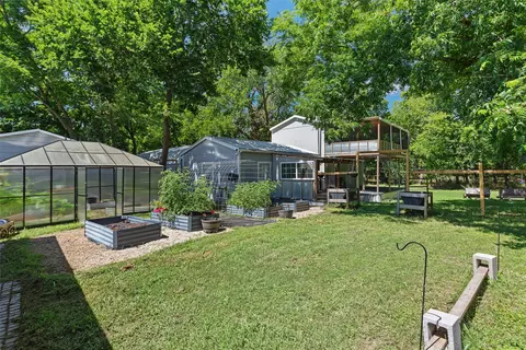 108 Blue Moon Ct, Springtown, TX 76082