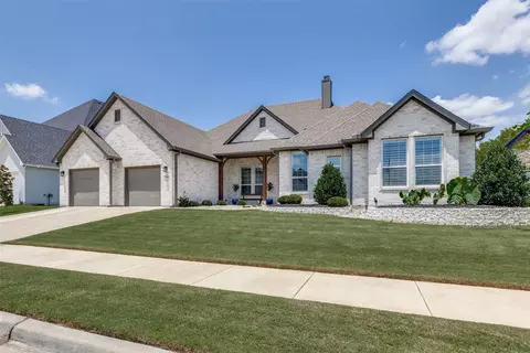 1348 Silent Springs Dr, Haslet, TX 76052
