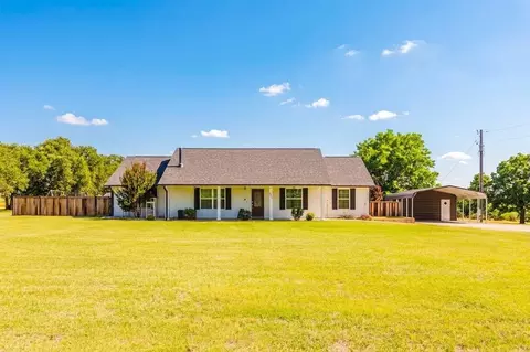472 Chesnut Ln, Santo, TX 76472