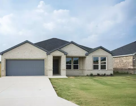 1009 Springview Ln, Mabank, TX 75147