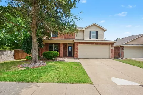 1001 Grimes Dr, Forney, TX 75126