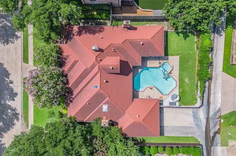 4313 Fannin Dr, Irving, TX 75038