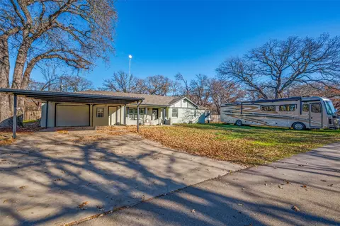 7160 Jay Ln, Azle, TX 76020