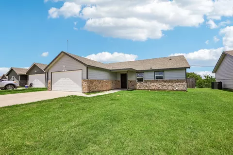 433 Whitney Ct, Rio Vista, TX 76093