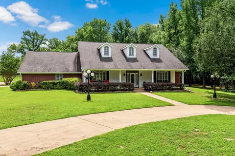 15 County Road 3244, Mount Pleasant, TX 75455