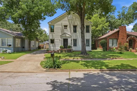1325 W Main St, Denison, TX 75020