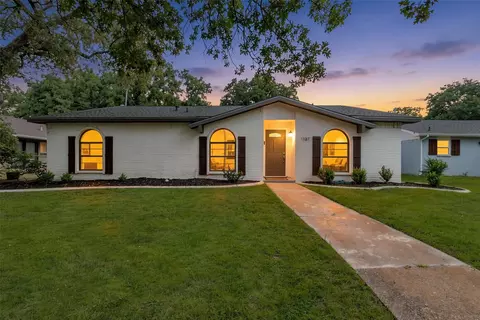 1137 Kingston Dr, Lewisville, TX 75067