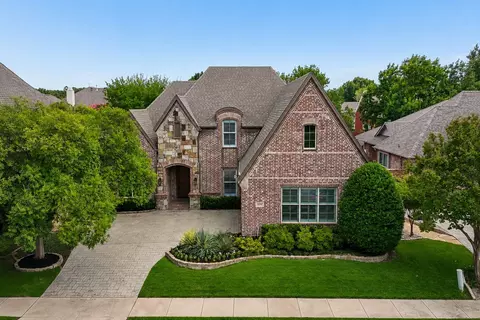425 Waterford Ln, Colleyville, TX 76034