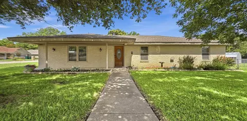 610 Meadowlark St, Hamilton, TX 76531