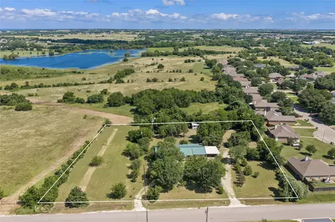 440 Williams Rd, Lorena, TX 76655 photo 1