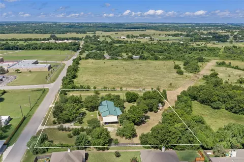 440 Williams Rd, Lorena, TX 76655 photo 3