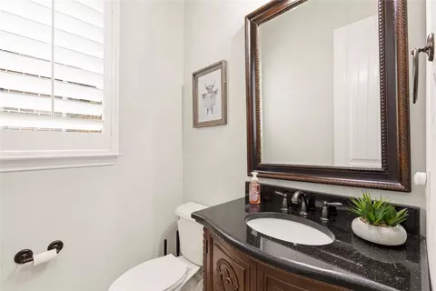 Bath - 991 Rustic Ln, Prosper, TX 75078 photo 1 of 4